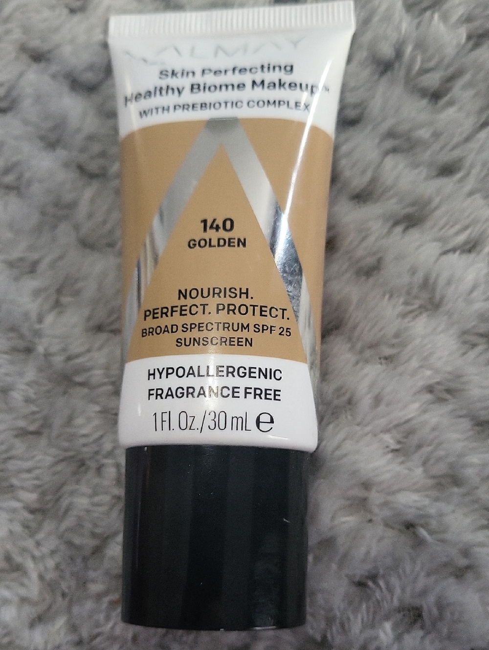 New Almay Skin Perfecting Healthy Biome Makeup - 140 Golden